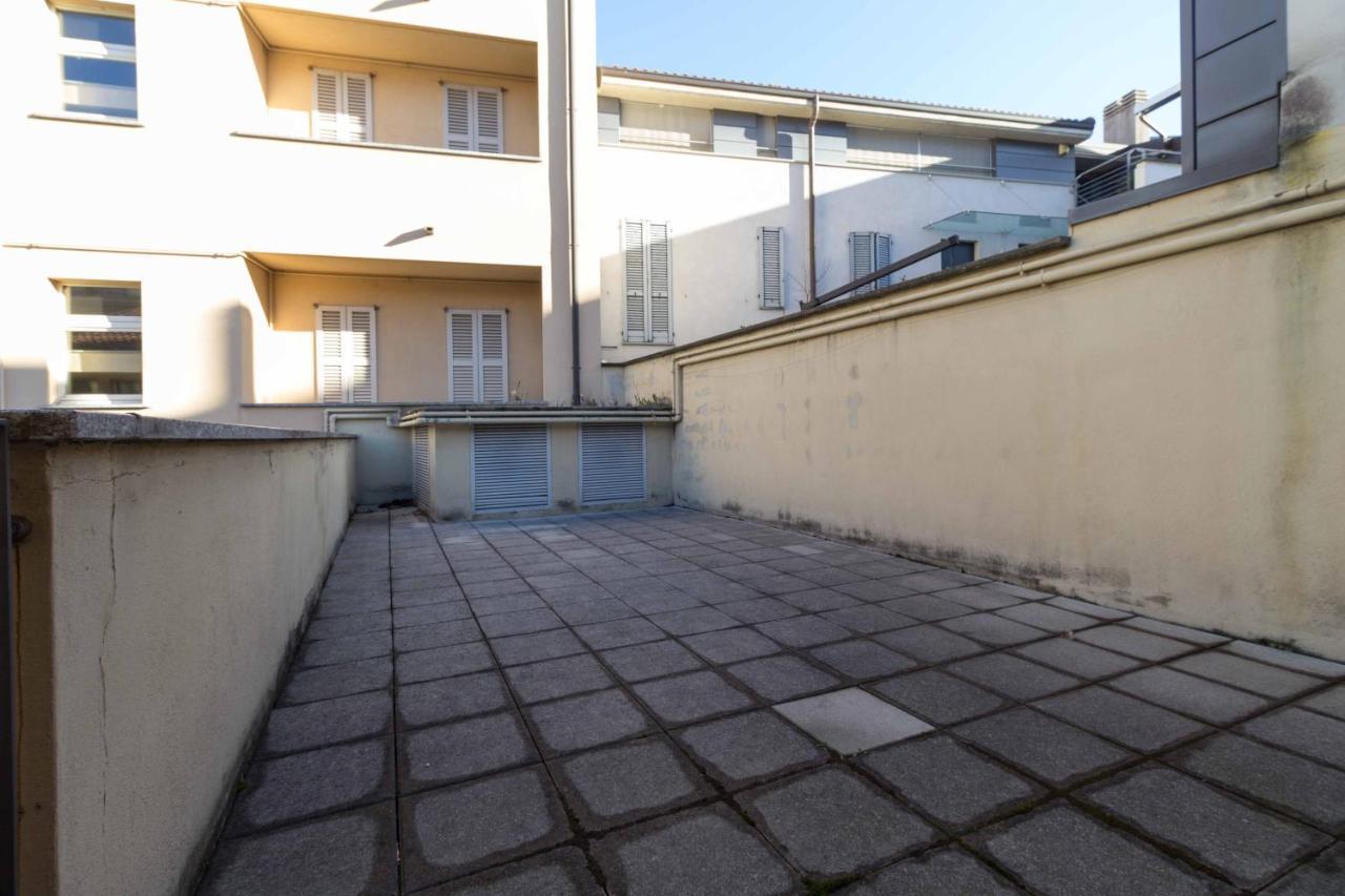 Galleria Roma Apartment - Affitti Brevi Italia Lecco Exterior foto