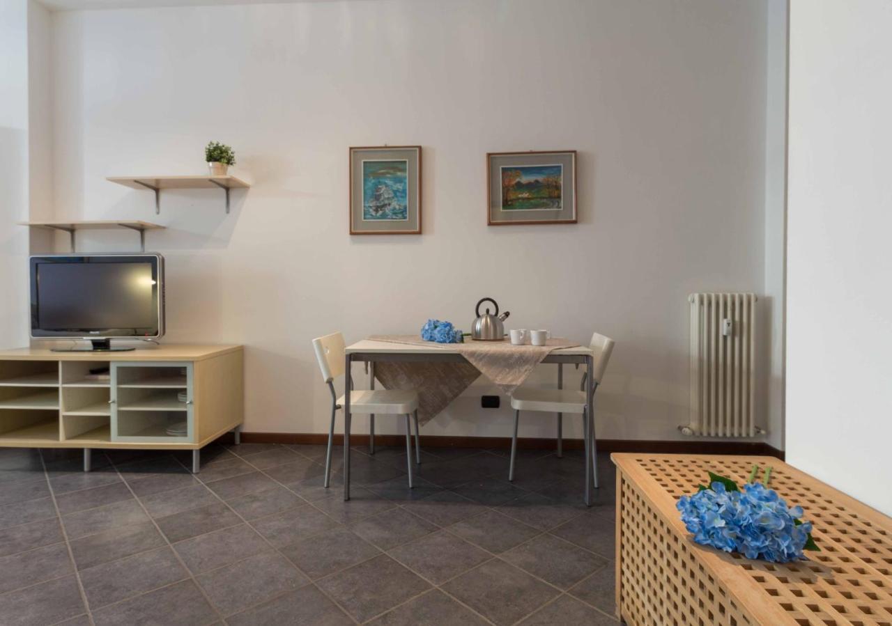 Galleria Roma Apartment - Affitti Brevi Italia Lecco Exterior foto